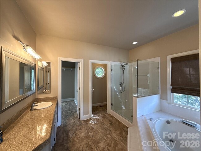 Building Photo - 15816 Feeny Ct