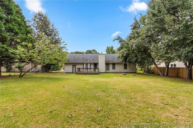 Building Photo - 6924 Woodmark Dr