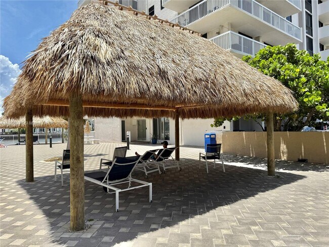 Building Photo - 1600 S Ocean Dr