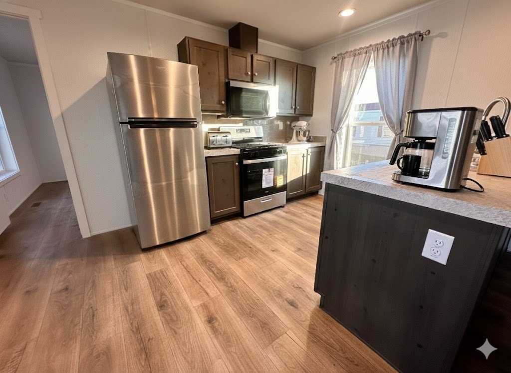 Building Photo - 11 Lapin St