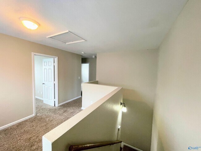 Building Photo - 229 Whitestone Dr NE