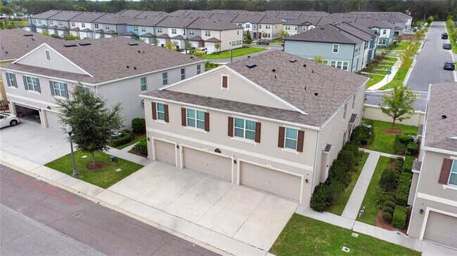 Building Photo - 3449 Seneca Club Loop