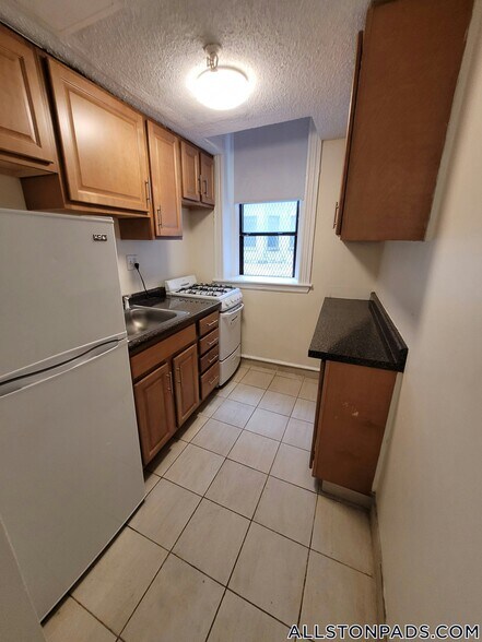 Building Photo - 1156 Commonwealth Ave