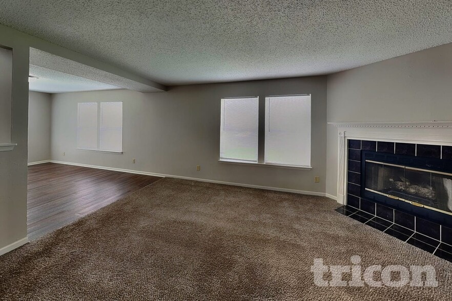 Building Photo - 5753 N Jamestown Dr