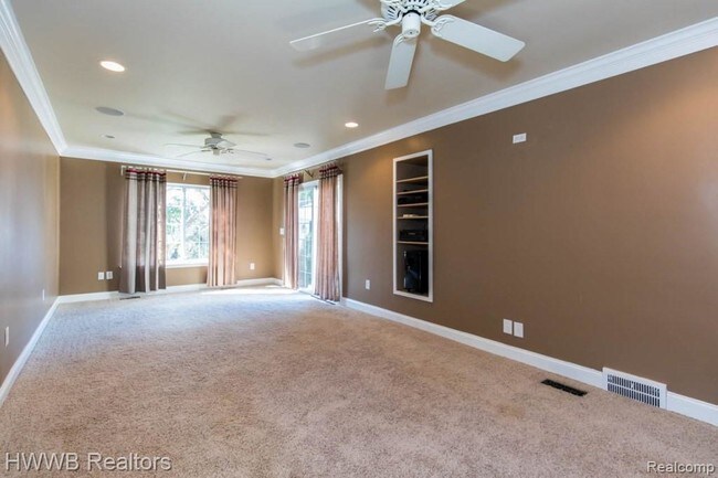 Building Photo - 1899 Hunt Club Dr