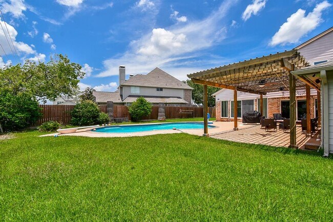 Building Photo - 7719 Apache Plume Dr