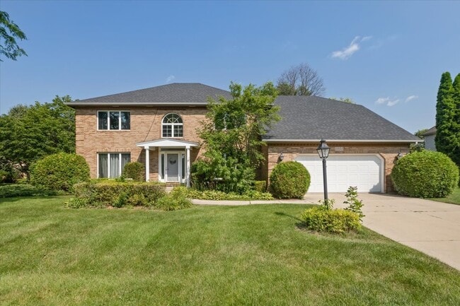 Primary Photo - 1055 Knollwood Ln