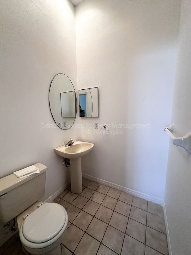 Building Photo - 3880 Becontree Pl