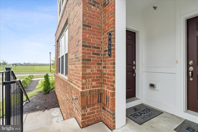 Building Photo - 9454 James MacGowan Ln