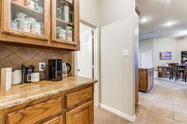 Building Photo - 11091 Apple Valley Dr