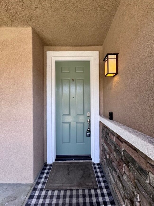 Building Photo - Beautiful Corona Pool Home with 4 bedroom ...