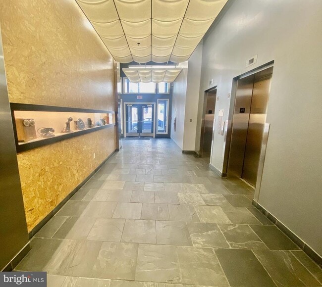 Building Photo - 1228 Arch St