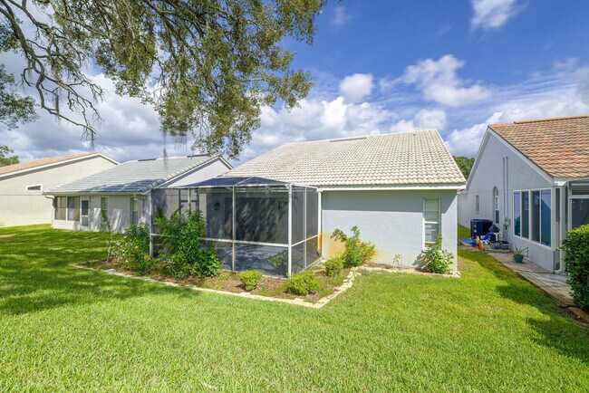 Building Photo - 3343 Bluffview Dr