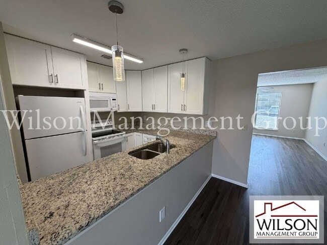 Building Photo - 603 Casa Park O Ct