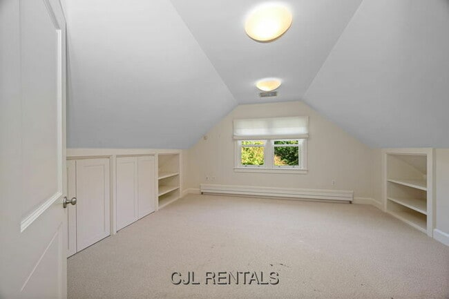 Building Photo - 29 Merrill Rd