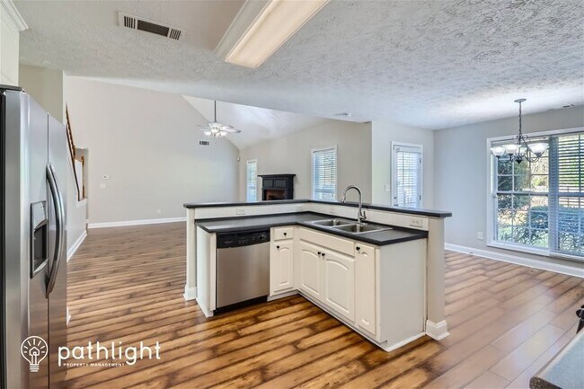 Building Photo - 1104 Ligustrum Trail, McDonough, GA, 30253