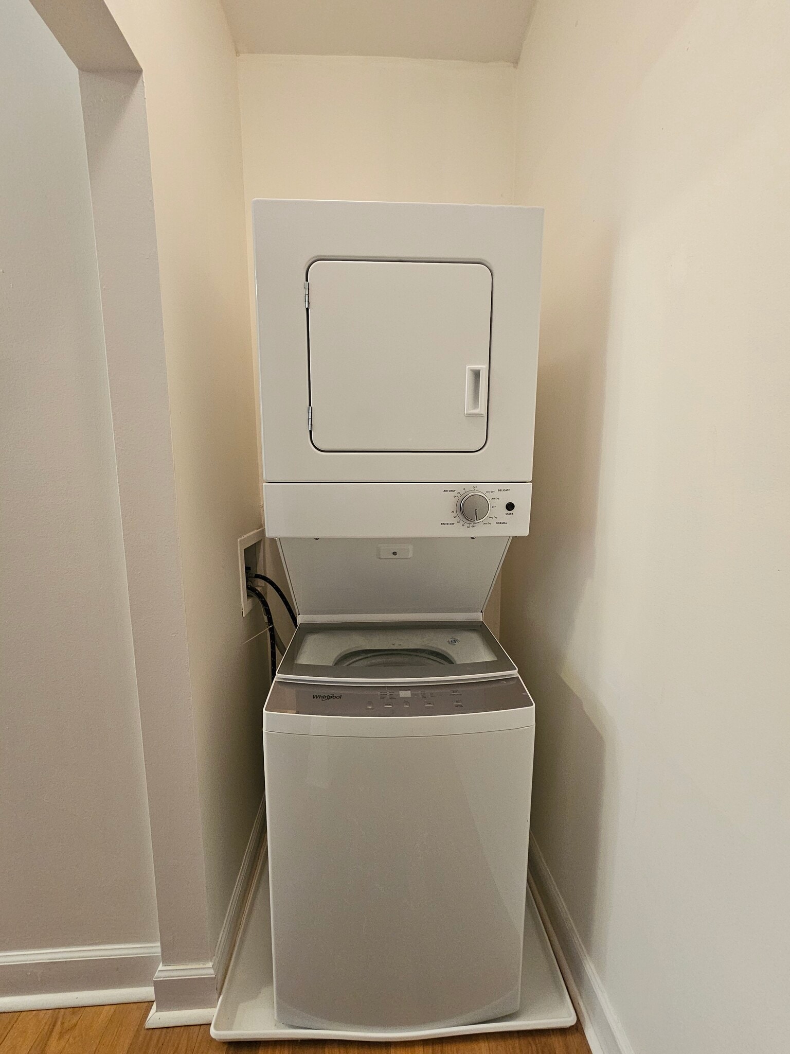 Washer Dryer - 8401 Callabee Way