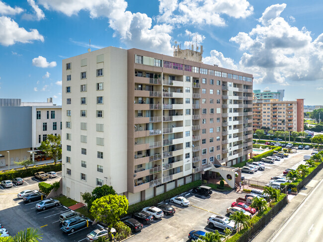 4675 W 18th Ct Hialeah, FL 33012 - Plaza of Westland Condominium