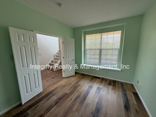 Building Photo - 312 W Jamison Pl