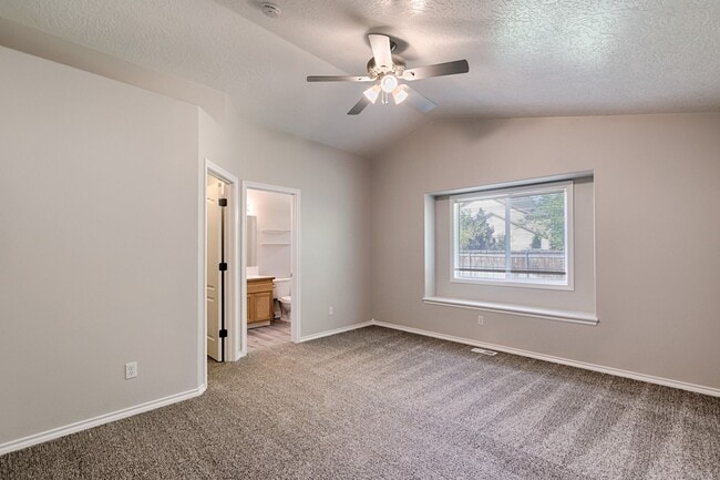Building Photo - Remodeled Boise home with 4 bedrooms