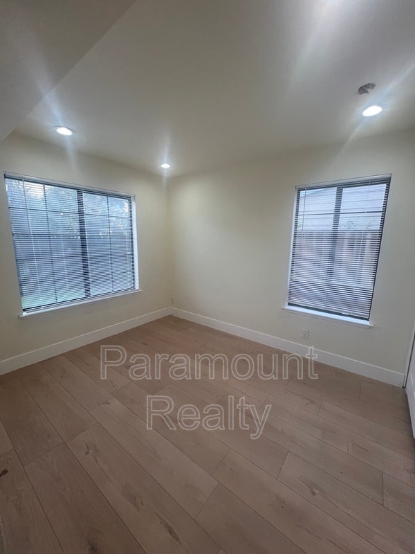 Building Photo - 1547 Chihong Dr