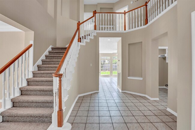 Building Photo - 4407 Magnolia Ln