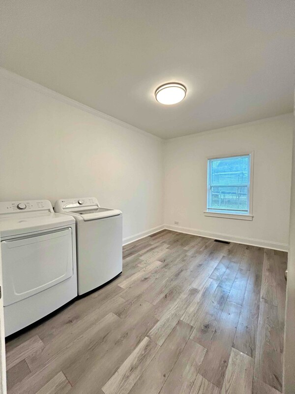 Building Photo - 1404 Fieldcrest Rd