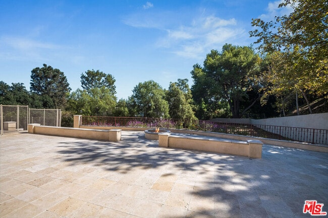 Building Photo - 17390 Tramonto Dr