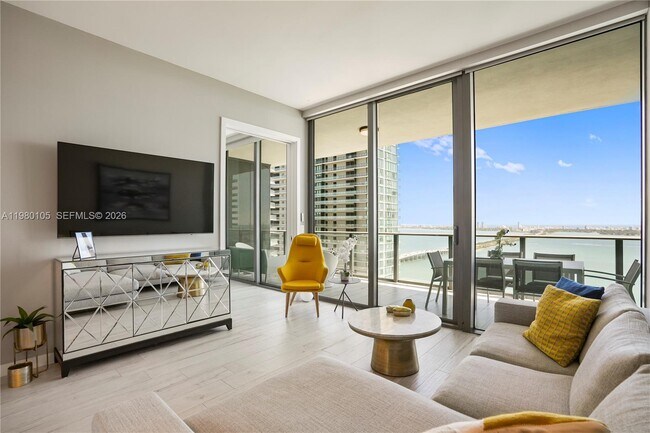 Building Photo - 480 NE 31st St