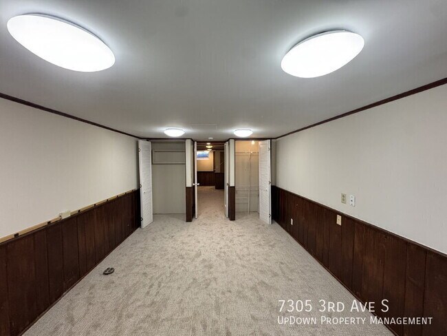Building Photo - 7305 3rd Ave S