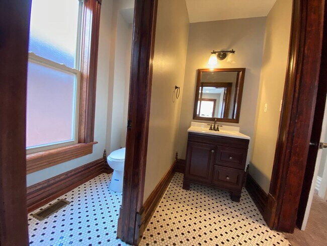 Building Photo - Renovated House, South Campus OSU, Near Medical Center and Law School