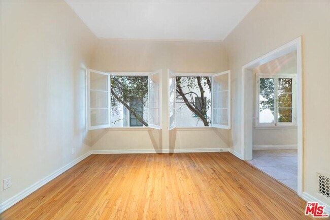 Building Photo - 6217 Orange St