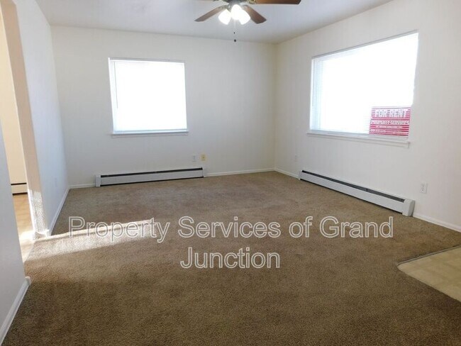 Building Photo - 433 Pendleton St