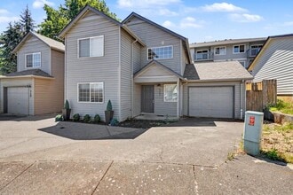 Building Photo - 5260-5262 Springcrest Drive