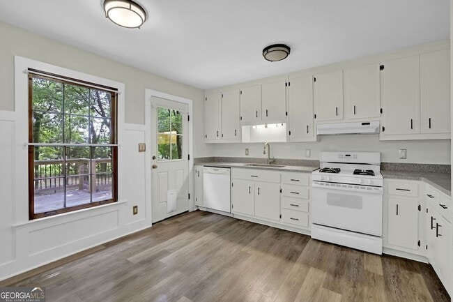 Building Photo - 2683 Ashworth Cir