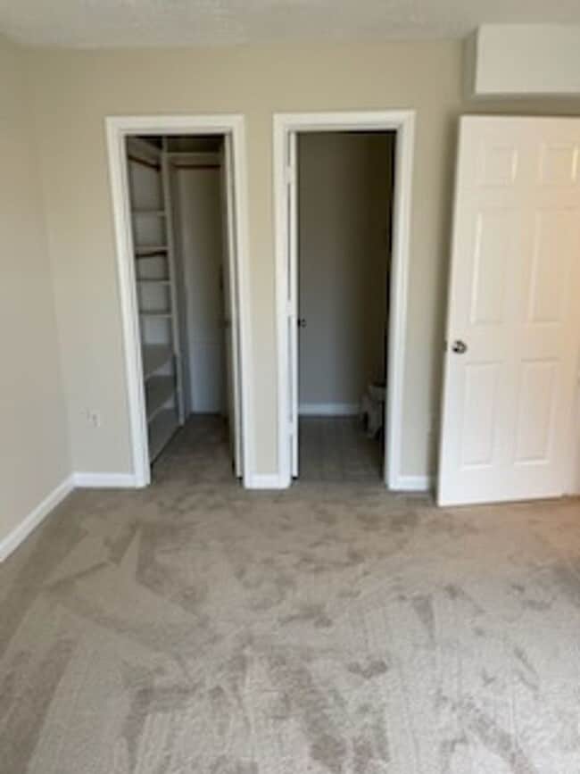 Building Photo - 15622 Weathervane Trl