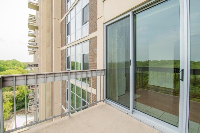 Building Photo - 3600 Conshohocken Ave