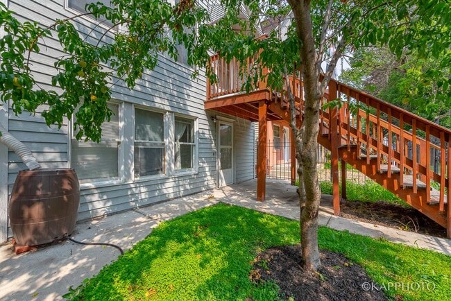 Building Photo - 3108 N St Louis Ave