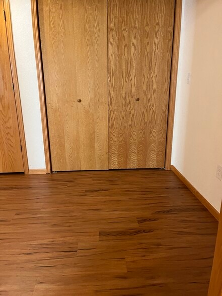 Basement showing seperate Utility Room/Storage - 2232 Sweetwater Creek Dr
