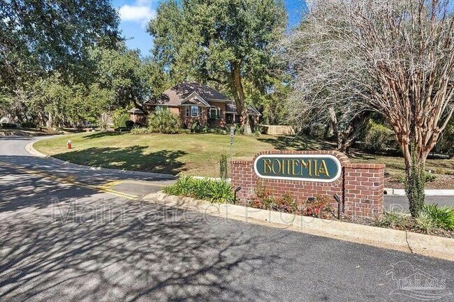 Building Photo - 4700 Bohemia Dr