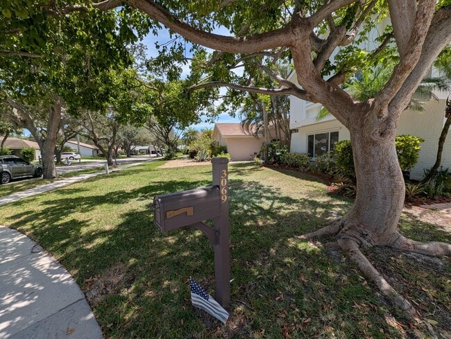 Building Photo - 3069 NW 27th Terrace