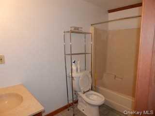 Building Photo - 21 Broadway