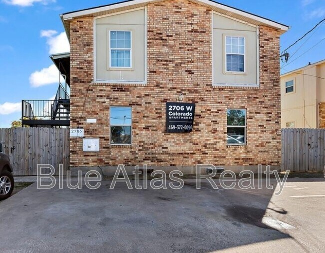 Building Photo - 2706 W Colorado Blvd