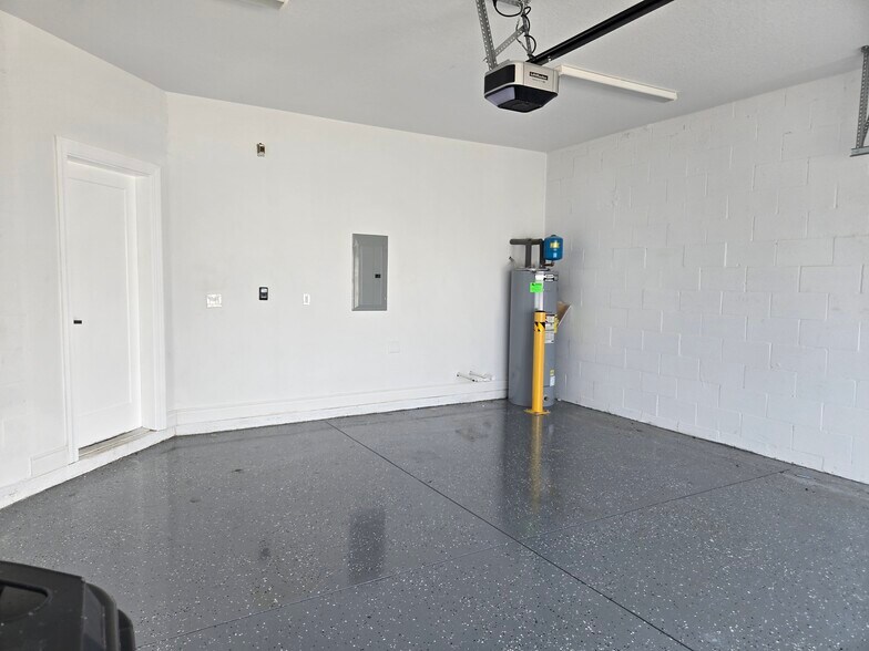 Building Photo - 1807 Brentwood Ct