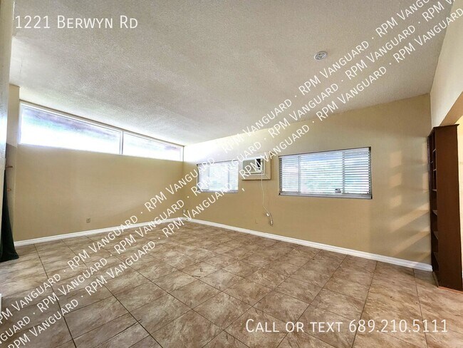 Building Photo - 1221 Berwyn Rd