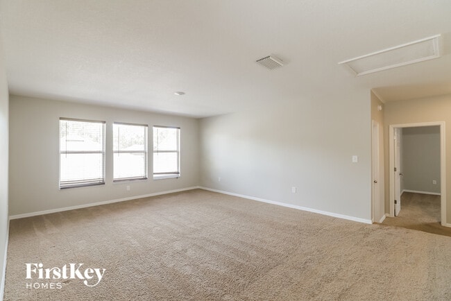 Building Photo - 8842 Cypress Hammock Dr