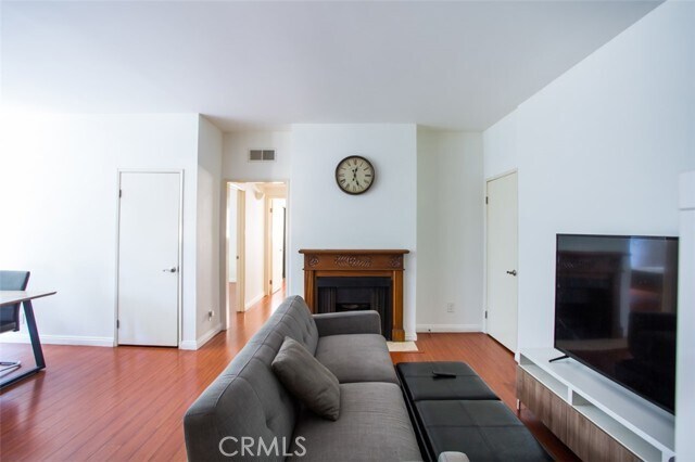 Building Photo - 3261 Sawtelle Blvd