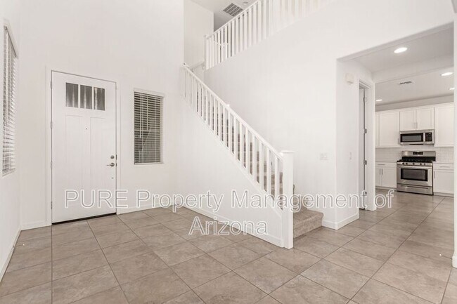 Building Photo - 9206 W Roma Ave