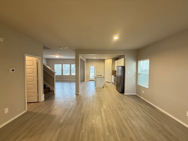 Building Photo - 4 Bedrooms, 2.5 Bathroom house with a huge back yard in New Braunfels!