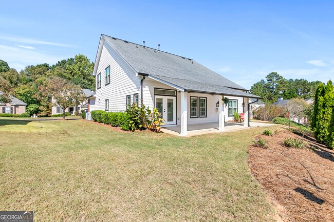 Building Photo - 6461 Edgewater Cove